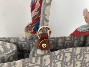 【写真あり】ワンタッチでトートをショルダーに！ミニマリストのバッグ活用チャレンジ